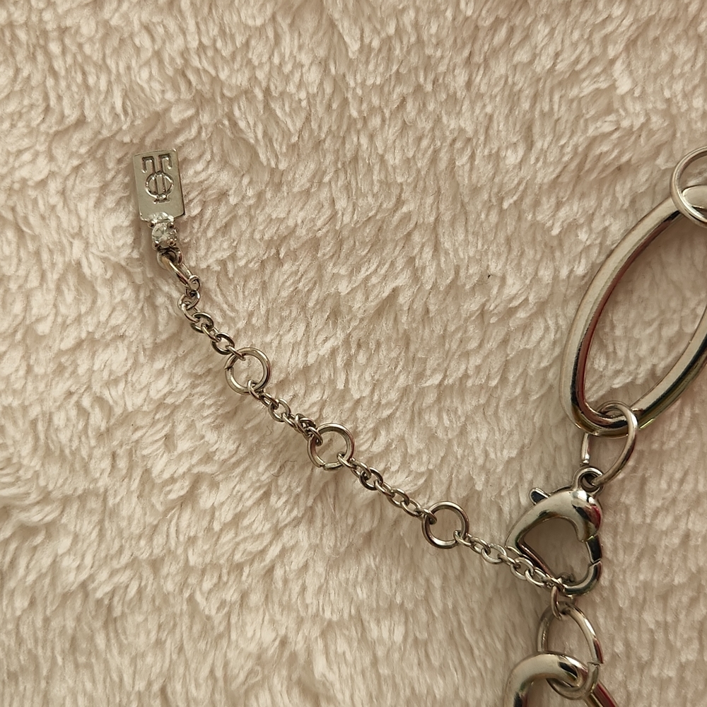 Women's 18.50 inch Three Layer Silver Color Oval Links 1 inch in Size Necklace - Picture 3 of 4